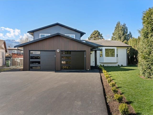 House for sale in Chilliwack, Sardis, 6425 Swanson Street, 263151348 | Realtylink.org