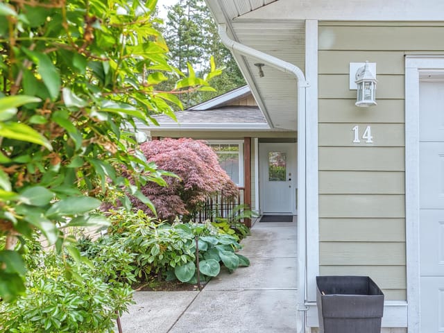 Townhouse for sale in Madeira Park, Sunshine Coast, 14 12710 Lagoon Road, 263151360 | Realtylink.org