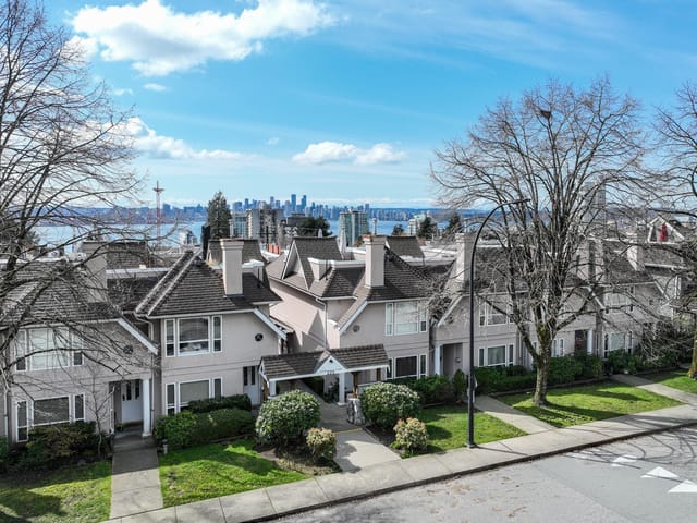 Townhouse for sale in North Vancouver, North Vancouver, 104 225 E 6th Street, 263151401 | Realtylink.org