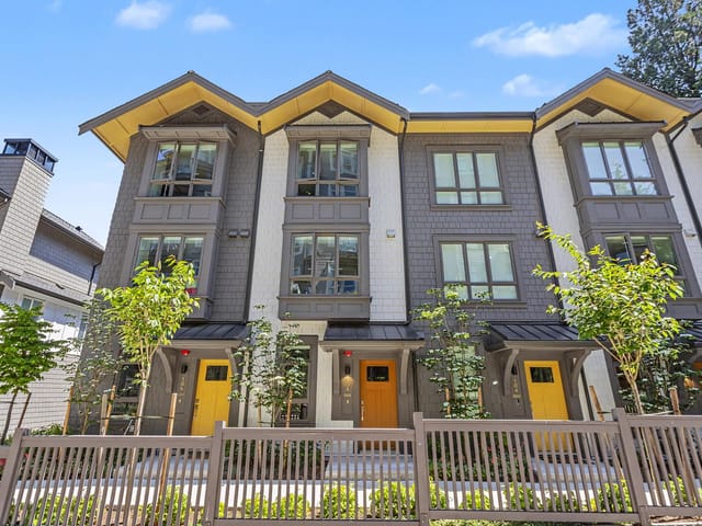 Townhouse for sale in North Vancouver, North Vancouver, 105 2304 Emery Court, 263151402 | Realtylink.org
