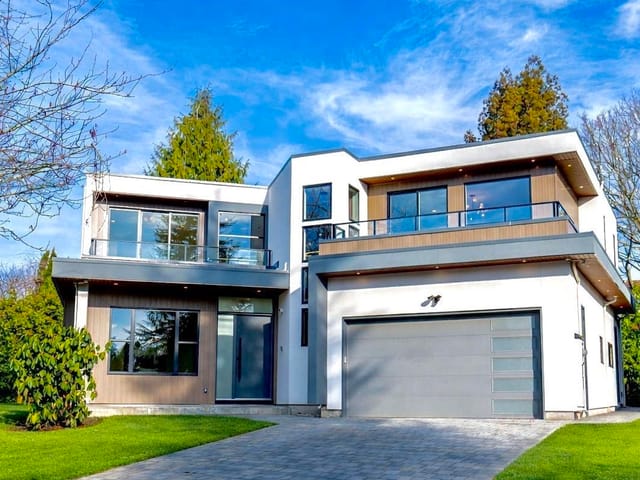 House for sale in Surrey, South Surrey White Rock, 15043 19a Avenue, 263151498 | Realtylink.org