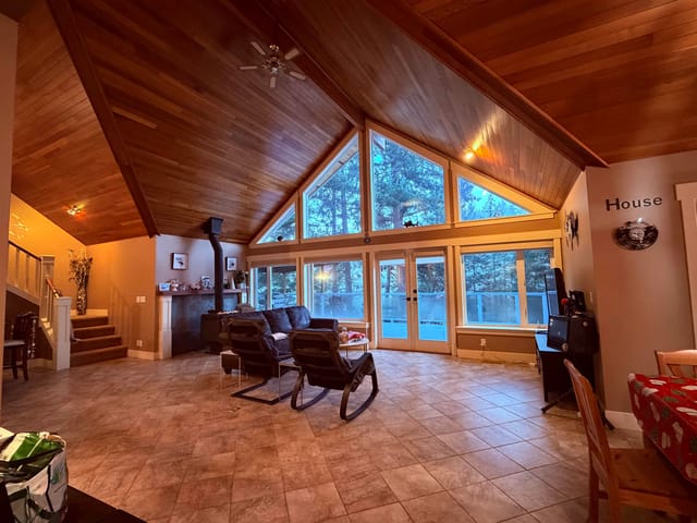 House for sale in Sunshine Valley, Sunshine Coast, 5393 Sans Souci Road, 263151547 | Realtylink.org