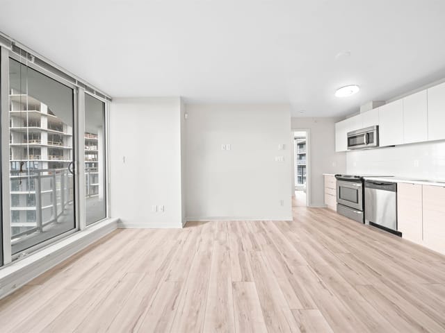 Apartment for sale in Surrey, North Surrey, 1801 13303 Central Avenue, 263151630 | Realtylink.org