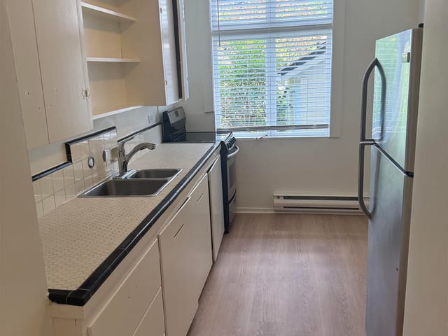 Apartment for rent in North Vancouver, North Vancouver, 102 3371 Chesterfield Avenue, 263151702 | Realtylink.org
