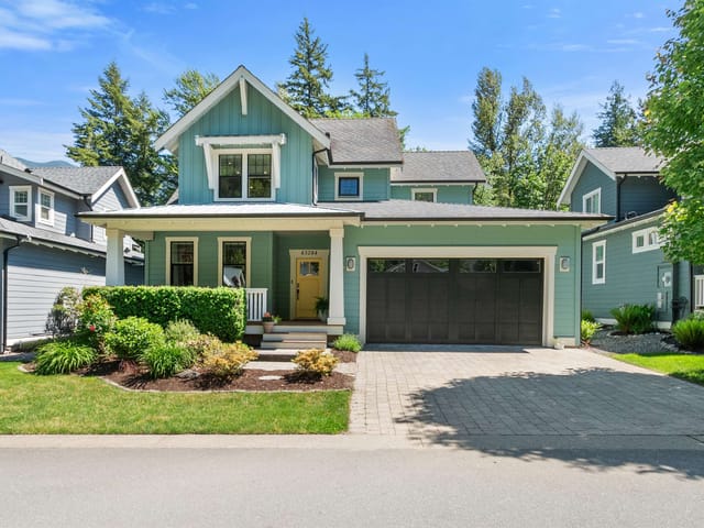 House for sale in Lindell Beach, Cultus Lake & Area, 43284 Water Mill Way, 263151756 | Realtylink.org