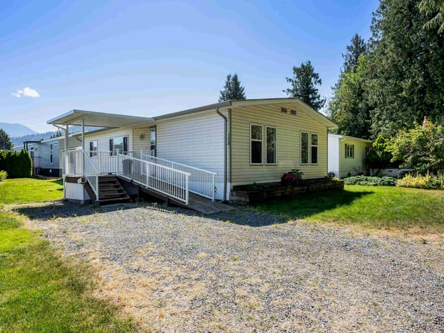 Manufactured Home for sale in Chilliwack, Sardis, 108 6035 Vedder Road, 263151794 | Realtylink.org