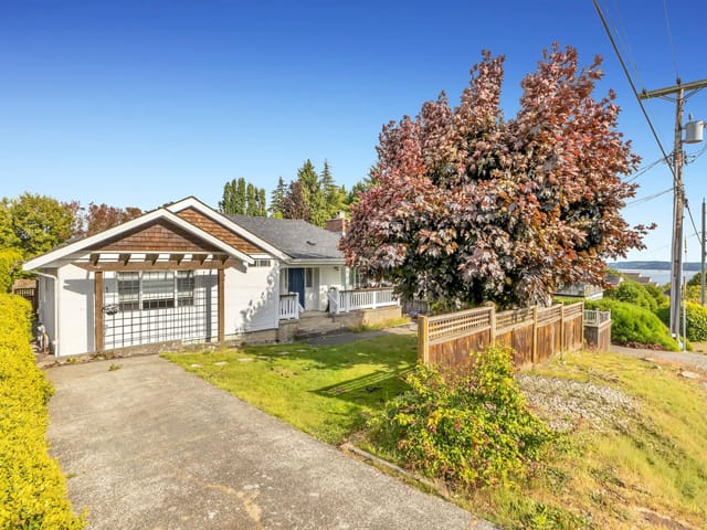 House for sale in White Rock, South Surrey White Rock, 1154 Finlay Street, 263151861 | Realtylink.org