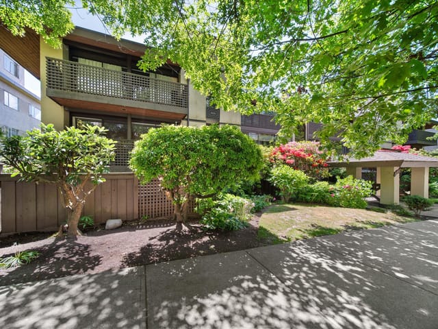 Apartment for sale in North Vancouver, North Vancouver, 304 141 W 13th Street, 263151932 | Realtylink.org