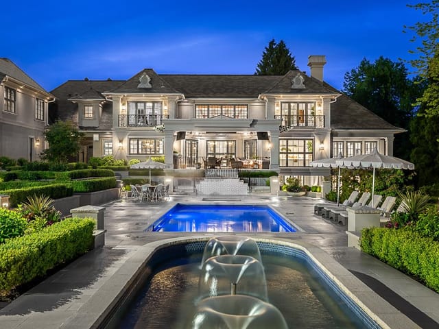 House for sale in Surrey, South Surrey White Rock, 18256 21a Avenue, 263152041 | Realtylink.org