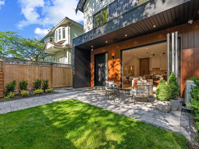 1/2 Duplex for sale in Vancouver, Vancouver East, 1 6318 Sophia Street, 263152223 | Realtylink.org