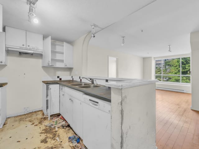 Apartment for sale in Burnaby, Burnaby South, 306 6833 Village Grn, 263152267 | Realtylink.org
