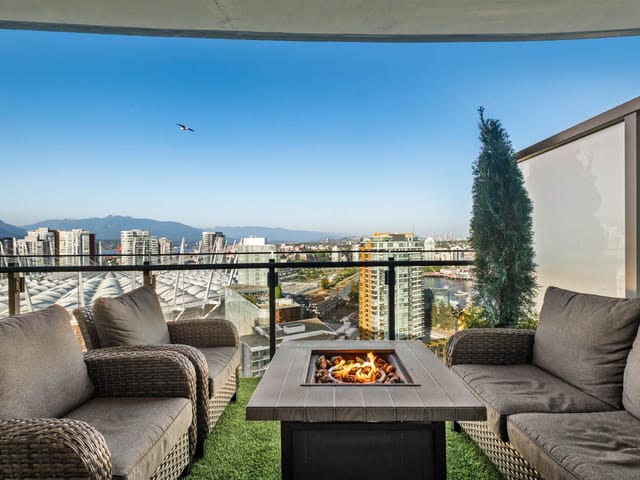 Apartment for sale in Vancouver, Vancouver West, 2916 89 Nelson Street, 263152292 | Realtylink.org