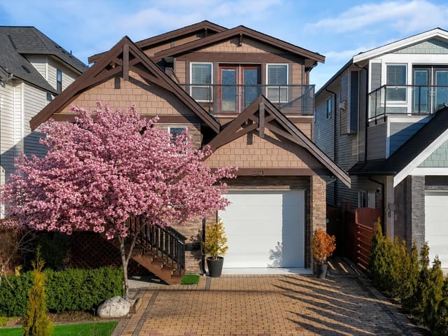 House for sale in New Westminster, New Westminster, 221 Campbell Street, 263152300 | Realtylink.org