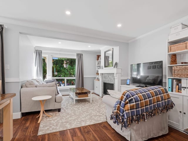 Townhouse for sale in Surrey, South Surrey White Rock, 15913 Alder Place, 263152340 | Realtylink.org