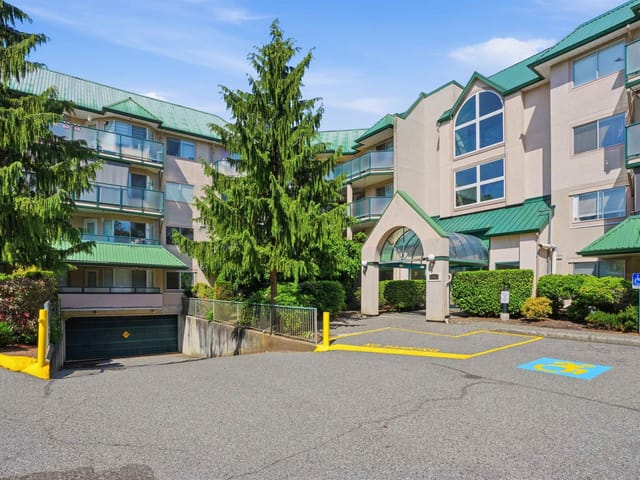 Apartment for sale in Abbotsford, Abbotsford, 418 2962 Trethewey Street, 263152387 | Realtylink.org
