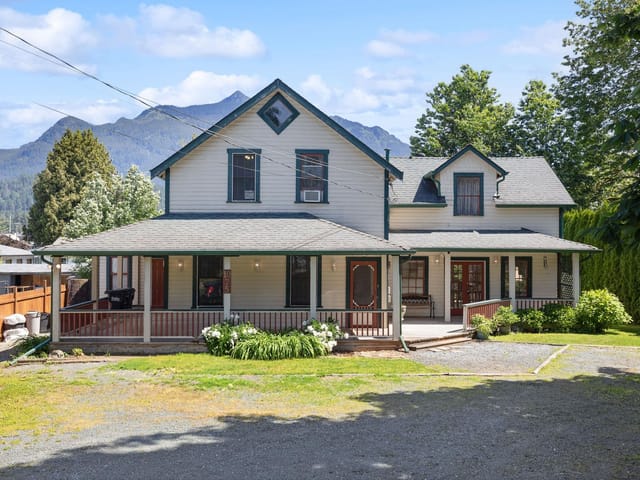 House for sale in Hope, Hope & Area, 1075 3rd Avenue, 263152408 | Realtylink.org
