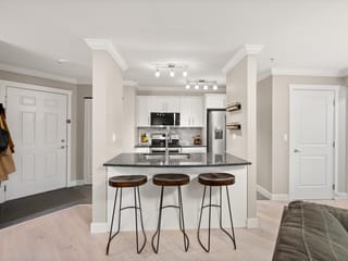 Apartment for sale in Surrey, Cloverdale, 111 19340 65 Avenue, 263152468 | Realtylink.org