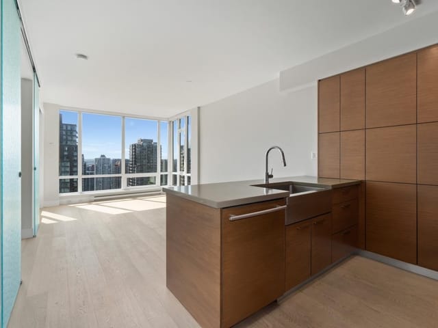Apartment for rent in Vancouver, Vancouver West, 2404 535 Smithe Street, 263152591 | Realtylink.org