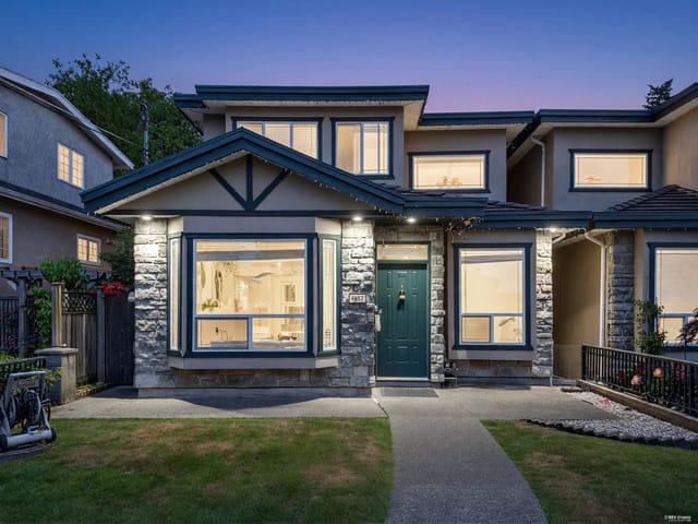 1/2 Duplex for sale in Burnaby, Burnaby South, 4857 Victory Street, 263152623 | Realtylink.org