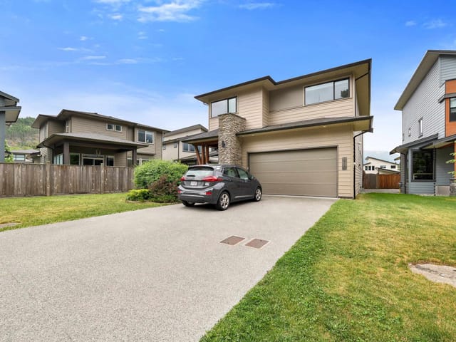 House for sale in Squamish, Squamish, 39340 Falcon Crescent, 263152708 | Realtylink.org