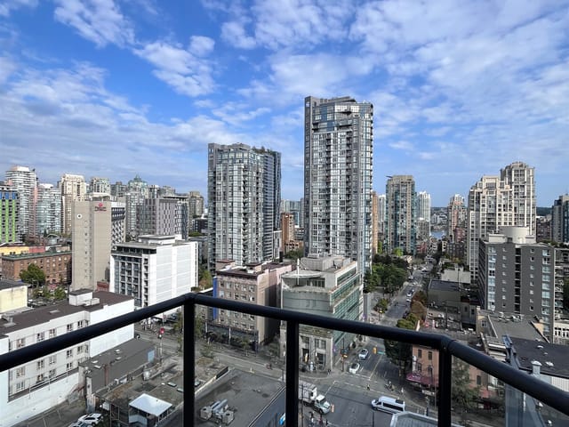 Apartment for sale in Vancouver, Vancouver West, 1602 1212 Howe Street, 263152761 | Realtylink.org