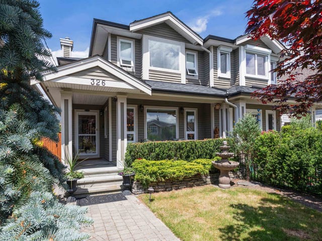 1/2 Duplex for sale in North Vancouver, North Vancouver, 326 E 12th Street, 263152781 | Realtylink.org