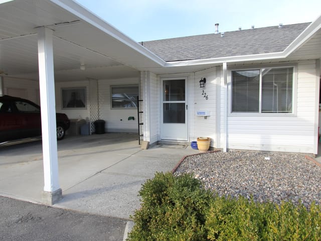 Townhouse for sale in Chilliwack, Sardis, 226 7610 Evans Road, 263152786 | Realtylink.org