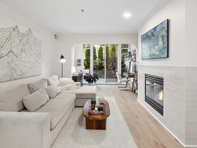 Apartment for sale in North Vancouver, North Vancouver, 114 155 E 3rd Street, 263152790 | Realtylink.org