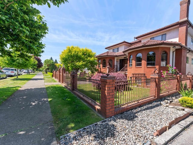House for sale in Vancouver, Vancouver East, 2411 E 39th Avenue, 263152802 | Realtylink.org
