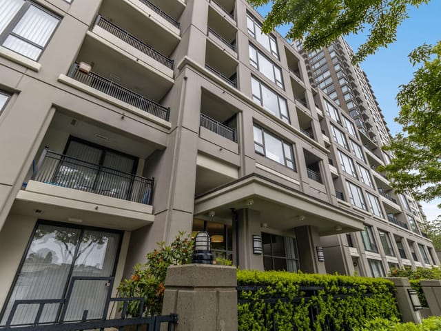 Apartment for sale in Burnaby, Burnaby South, 408 7138 Collier Street, 263152949 | Realtylink.org