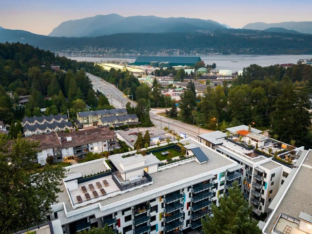 Apartment for sale in Port Moody, Port Moody, 210 2015 St. Johns Street, 263152953 | Realtylink.org