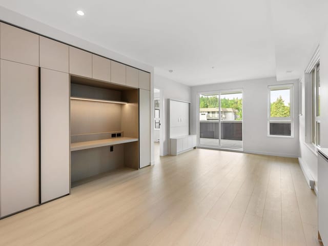 Apartment for sale in Port Moody, Port Moody, 213 2015 St. Johns Street, 263152957 | Realtylink.org