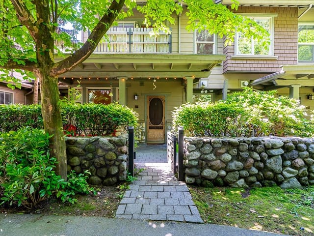 Townhouse for sale in New Westminster, New Westminster, 135 18 Jack Mahony Place, 263153012 | Realtylink.org