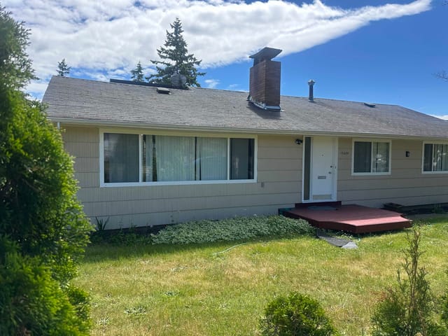House for sale in White Rock, South Surrey White Rock, 15644 Roper Avenue, 263153019 | Realtylink.org