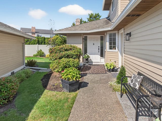 Townhouse for sale in Surrey, South Surrey White Rock, 116 15121 19 Avenue, 263153086 | Realtylink.org