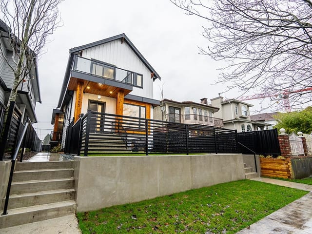 1/2 Duplex for sale in Vancouver, Vancouver East, 2 2753 Nanaimo Street, 263153116 | Realtylink.org