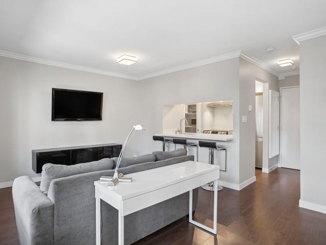 Apartment for sale in Vancouver, Vancouver West, 202 555 W 14th Avenue, 263153119 | Realtylink.org