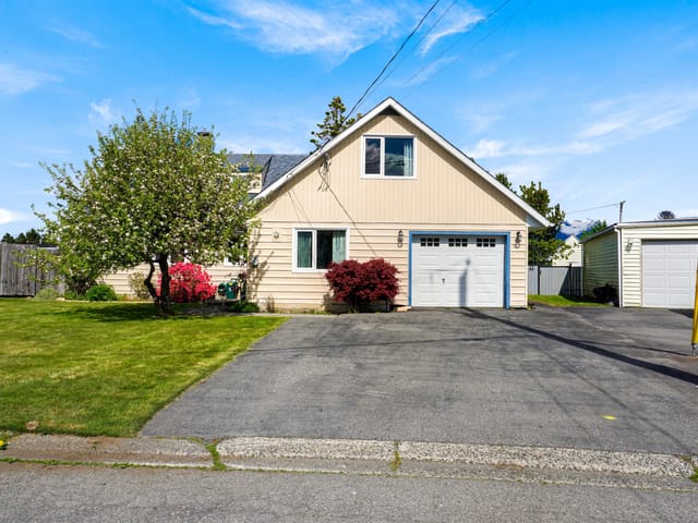 House for sale in Kitimat, Kitimat, 33 Swannell Street, 263153124 | Realtylink.org