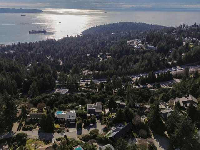 House for sale in West Vancouver, West Vancouver, 4582 Woodgreen Court, 263153160 | Realtylink.org