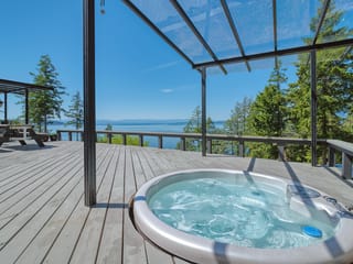 House for sale in Halfmoon Bay, Sunshine Coast, 10991- 10993 Sunshine Coast Highway, 263153291 | Realtylink.org