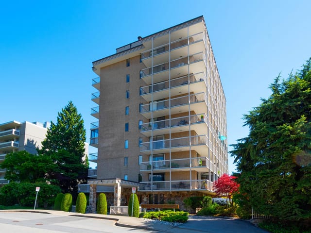 Apartment for sale in West Vancouver, West Vancouver, 402 1390 Duchess Avenue, 263153358 | Realtylink.org