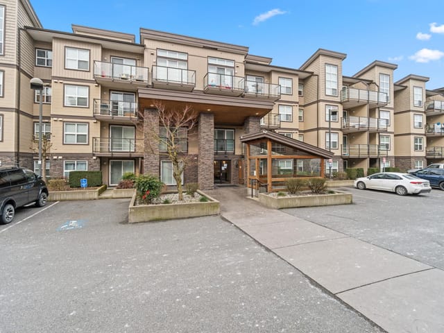 Apartment for sale in Abbotsford, Abbotsford, 210 30515 Cardinal Avenue, 263153435 | Realtylink.org