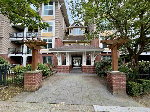 Apartment for sale in Surrey, Cloverdale, 102 17712 57a Avenue, 263153456 | Realtylink.org
