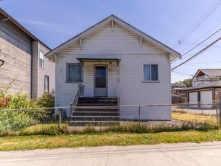House for sale in Vancouver, Vancouver East, 824 Semlin Drive, 263153470 | Realtylink.org