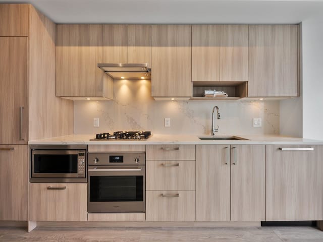Apartment for rent in Surrey, North Surrey, 240X 13350 Central Avenue, 263153517 | Realtylink.org