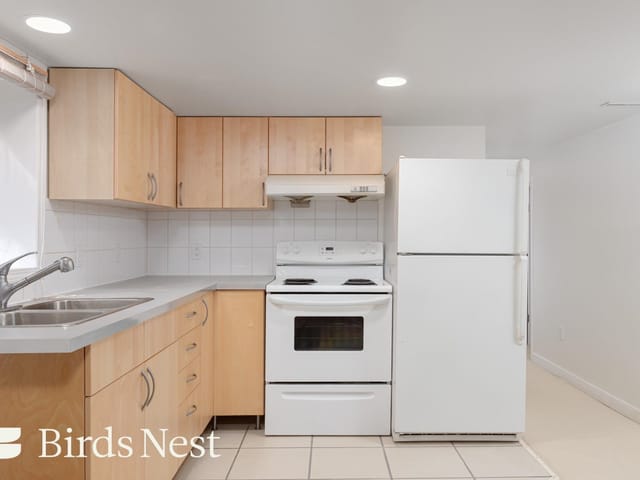 House for rent in Vancouver, Vancouver West, Lower 2910 W 24th Avenue, 263153535 | Realtylink.org