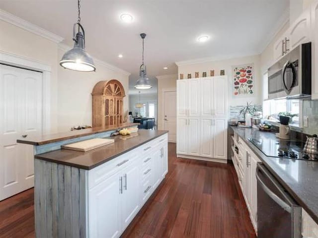 House for sale in Gibsons, Sunshine Coast, 758 Gerussi Lane, 263153545 | Realtylink.org