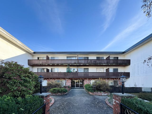 Apartment for sale in New Westminster, New Westminster, 211 910 Fifth Avenue, 263153555 | Realtylink.org