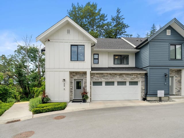 Townhouse for sale in Surrey, South Surrey White Rock, 32 1871 165a Street, 263153602 | Realtylink.org