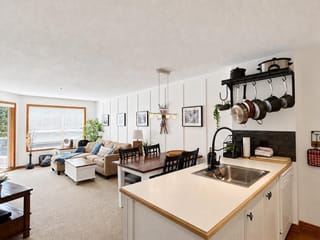 Apartment for sale in Whistler, Whistler, 334 4800 Spearhead Drive, 263153790 | Realtylink.org